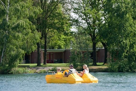 Waterfietsverhuur Klein Vink | Parkhotel Bad Arcen